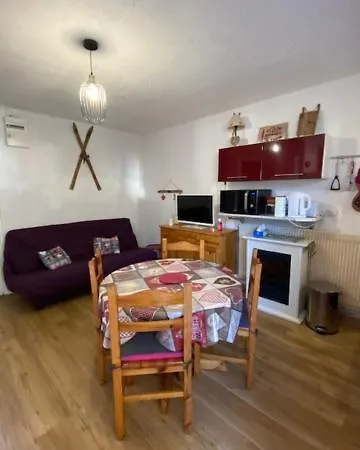 Appartement 2 A 4 Personnes Avec Balcon Et Parking *